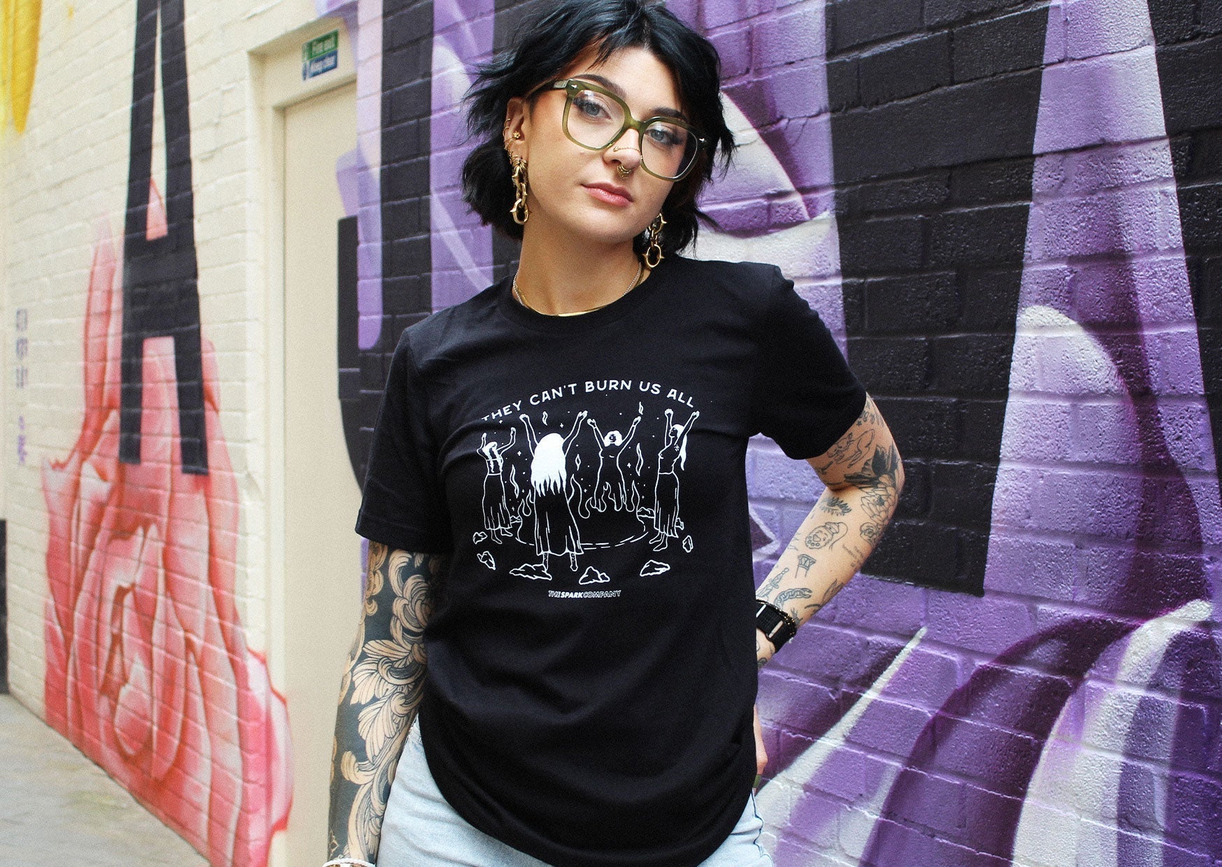 WHAT IS FEMINIST FASHION? A GUIDE TO DRESSING WITH PURPOSE